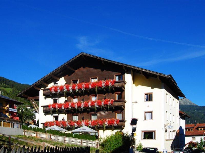 Hotel Traube Fliess Exterior photo